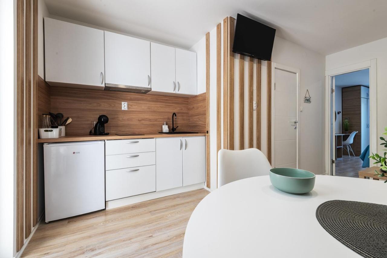 Apartments Malalu เนอุม ภายนอก รูปภาพ