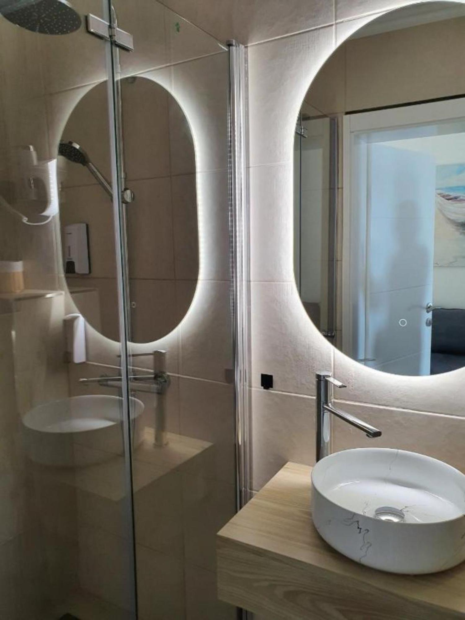 Apartments Malalu เนอุม ห้อง รูปภาพ